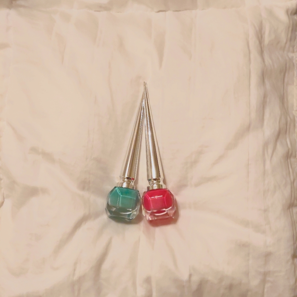 Christian Louboutin Limited Edition Loubitag Nail Collection